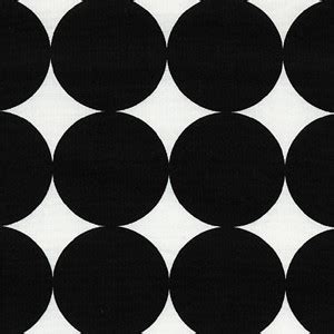 Black / White Dot | 1 small (9 in x 7 in) | Kristen Valenti | Flickr
