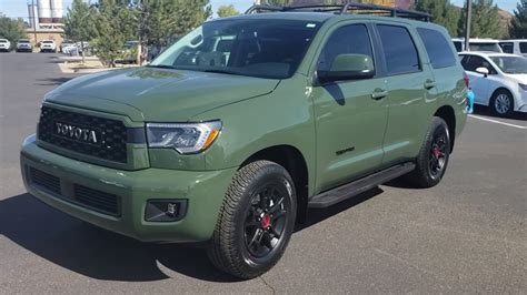 Aggregate 85+ about green toyota sequoia unmissable - in.daotaonec