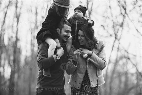 Family outdoor portrait 12557786 Stock Photo at Vecteezy