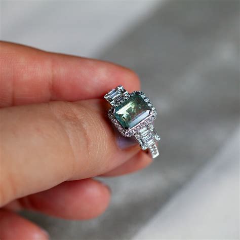 Best Natural Alexandrite Rings Collection - The Alexandrite