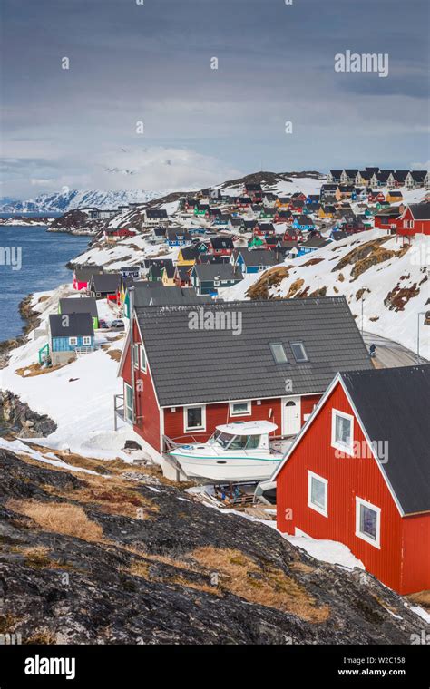 Capital city of greenland hi-res stock photography and images - Alamy