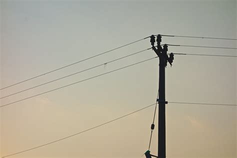 DSC00924 | An electric pole in Salak mountain foot. Morning … | Flickr