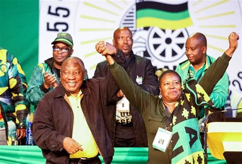 Ramaphosa re-elected as leader of South Africa's ruling party | Astro Awani