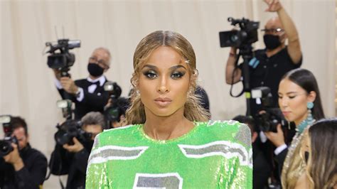 Ciara's Met Gala dress has Russell Wilson's Seahawks jersey number