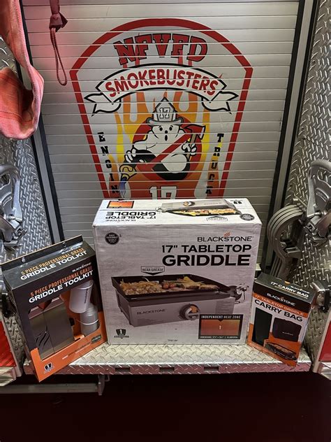 17” Blackstone Griddle & Accessories – New Franklin Fire Company