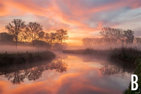 Mistige Dender - River Dender, Idegem, België | Bart Heirweg Beeldbank