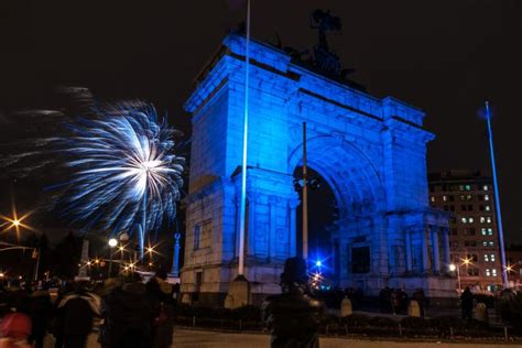 Best Places To Watch New Year's Eve Fireworks In NYC