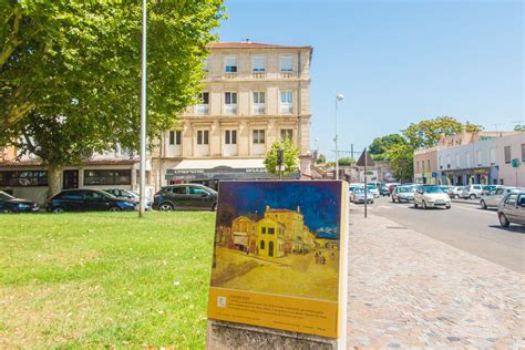 Vincent Van Gogh tour Yellow House Maison Jaune Arles France travel ...