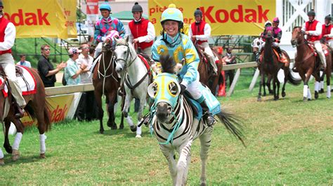 A ZEBRA EARNS ITS ‘RACING STRIPES’ - Equestrian Life