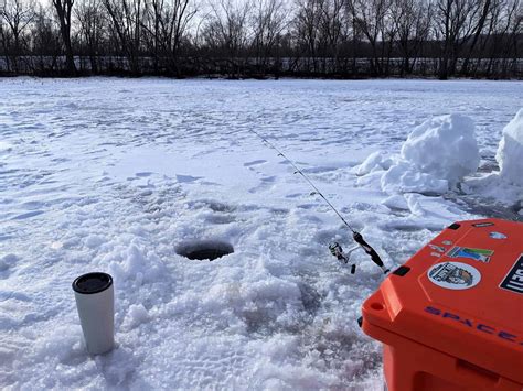 Ice Fishing Tips, More Than The Basics - Fishing Tips | Slamming Bass