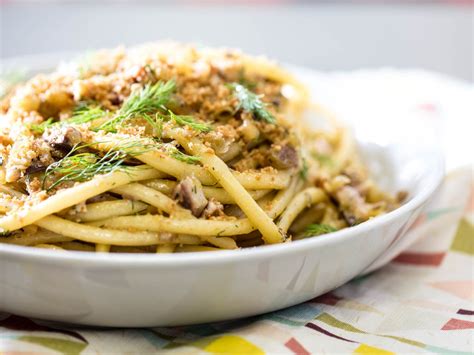 Pasta Con le Sarde (Sicilian Pasta With Sardines) Recipe