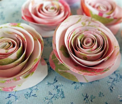 Paper Roses - An Easy Craft Tutorial for Spring with Beautiful Results!