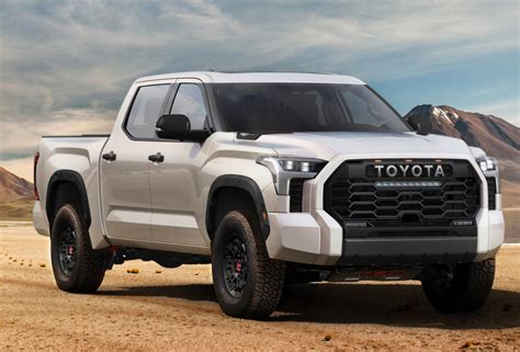 2022 Toyota Tundra Has Bold New Looks and Two Powerful New Engines