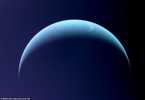 James Webb image captures clearest view of Neptune's rings in 30 years ...