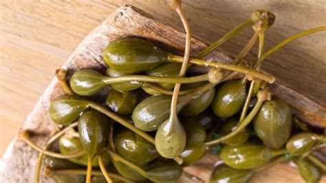 ARCHAEOLOGY OF FRUITS & VEGETABLES - Caperberries - Chef's Mandala