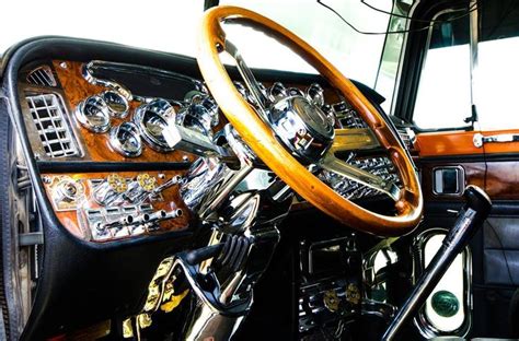 Extremely beautiful Peterbilt interior.. Show truck. | Semi trucks interior, Big trucks, Truck ...