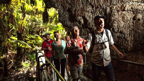 Lava Tube Entrance ⋆ Hawaii Volcano Expeditions