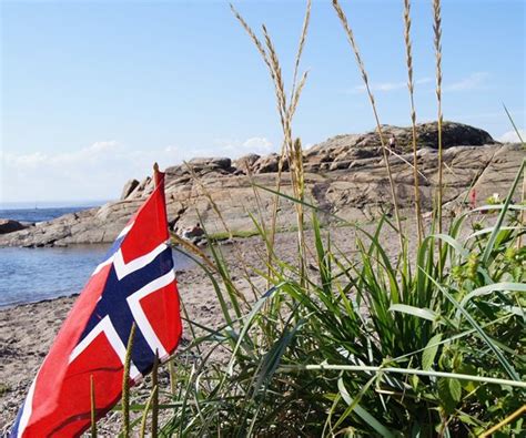 To Deter Refugees, Norway Readies Fence on Ex-Cold War Border | Newsmax.com