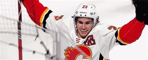 Calgary Flames Go Flames Go GIF - Calgary Flames Go Flames Go Flames Goal - Discover & Share GIFs