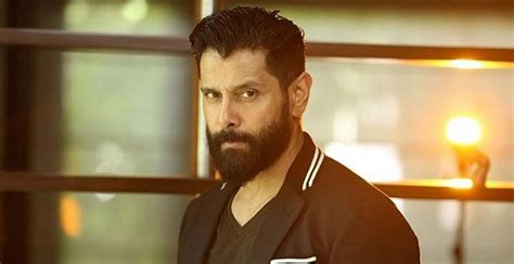 Chiyaan Vikram's 300 Cr 'Mahavir Karna' in Sabarimala. For more news ...