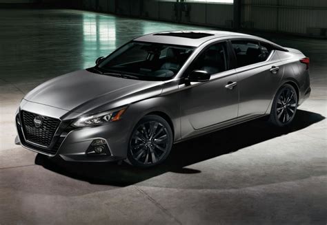 Nissan Altima 2022 se viste de negro en su nueva serie especial Midnight Edition