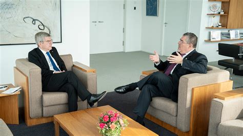 IOC President Thomas Bach welcomed the Guatemalan Head of State ...