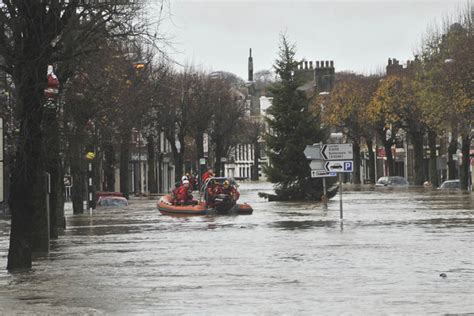 The flood in Cockermouth, 19th-20th November 2009 - Visit Cumbria