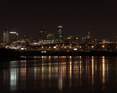 01-08-2009 Kansas City Skyline and reflection - Night shot… | Flickr