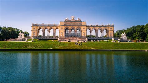 Schönbrunn Palace Tour - Vienna city tours