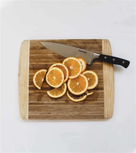 Acacia Wood Cutting Board – Wooden Craft