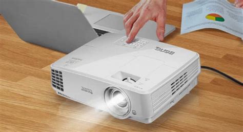 BenQ Projector : 4K, Home Theater, DLP HD - Projector Leader