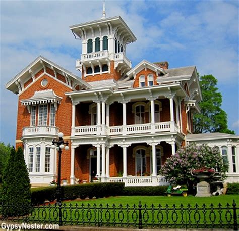 The GypsyNesters | Beautiful, Historic Galena, Illinois