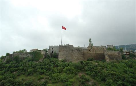 Trabzon Castle - Private Istanbul Tours | Istanbul tours, Castle, Trabzon