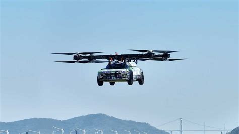 Watch Xpeng VTOL Flying Electric Car Successfully Complete First Flight