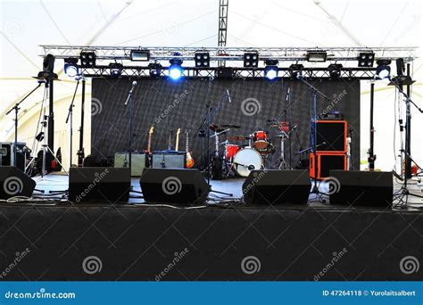 An Empty Stage Before The Concert Stock Photo - Image: 47264118