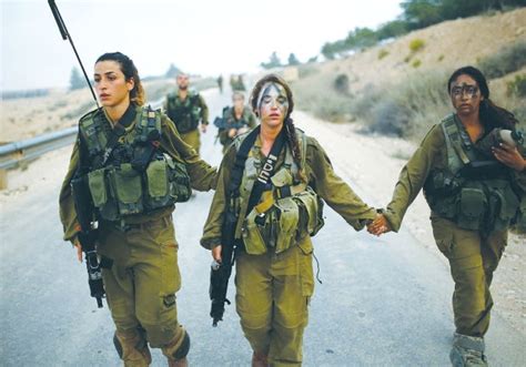 Number of female IDF combat soldiers to increase significantly this ...