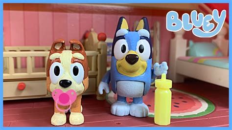 Bluey - BABY Bingo! | DISNEY JR - BLUEY AND BABY BINGO Toys - YouTube