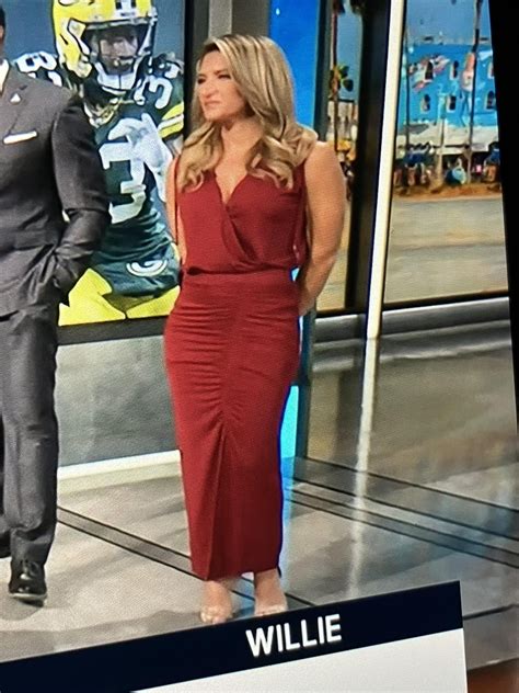 Cynthia Frelund - NFL Network : r/hot_reporters