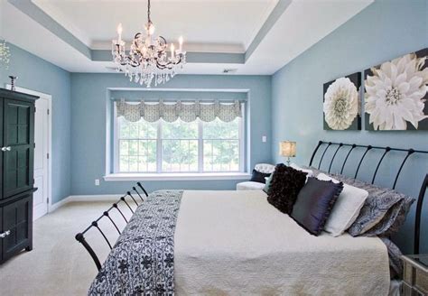 29 Beautiful Blue and White Bedroom Ideas (Pictures) - Designing Idea