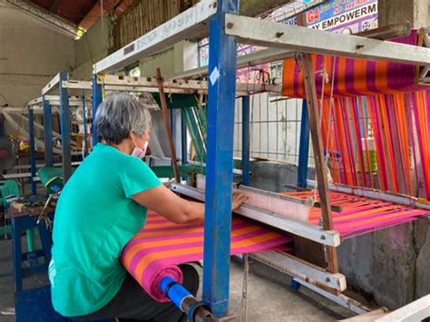 Hablon Weaving in Iloilo | Traditional weaves and textiles of the ...