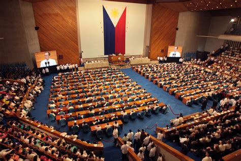 Senate approves Bayanihan 2 bill on second reading - Philippines Report