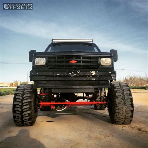 1989 Chevrolet S10 Other Summit Rough Country | Custom Offsets