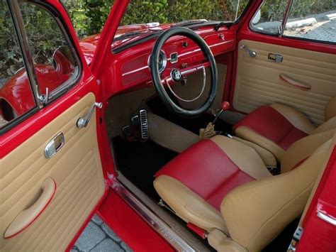 Volkswagen Beetle Red Interior | Coisas de carro, Fusca customizado ...