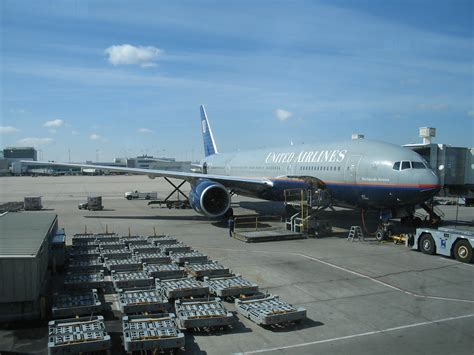 Image: Denver International Airport, United Airlines Boeing 777 being ...