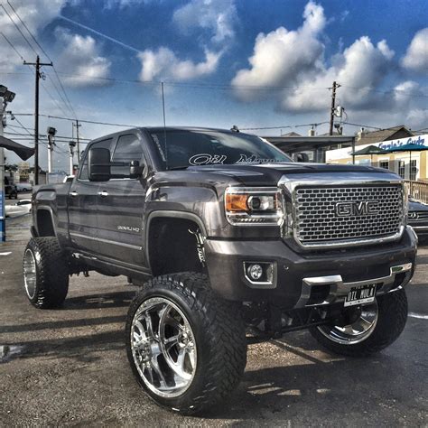 Wide Stance and Tough Lift on GMC Sierra Denali — CARiD.com Gallery