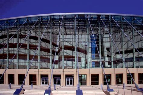 KAUFFMAN CENTER FOR THE PERFORMING ARTS BY MOSHE SAFDIE | A As Architecture