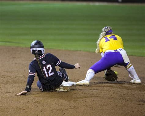 Analysis: Gamecock softball suffers defeat in series against LSU - The ...