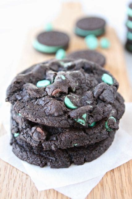 Chocolate Mint Oreo Cookies