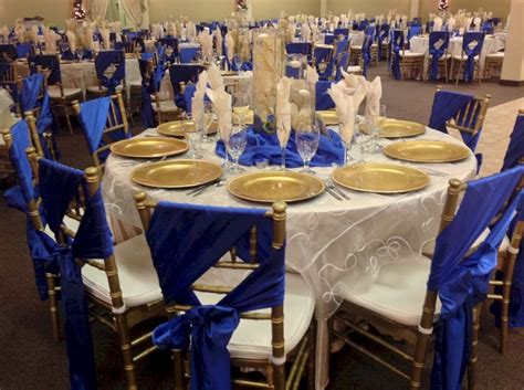 40+ Gorgeous Navy Blue Wedding Party Decoration Ideas | Navy blue party decorations, Blue party ...