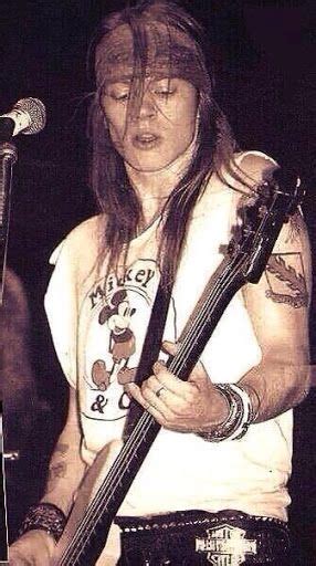 axl rose young - Google Search in 2020 | Axl rose, Guns n roses, Guns ...